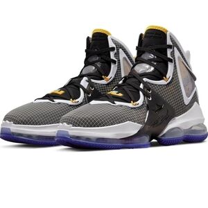 Nike LeBron 19 Graduate 11.5